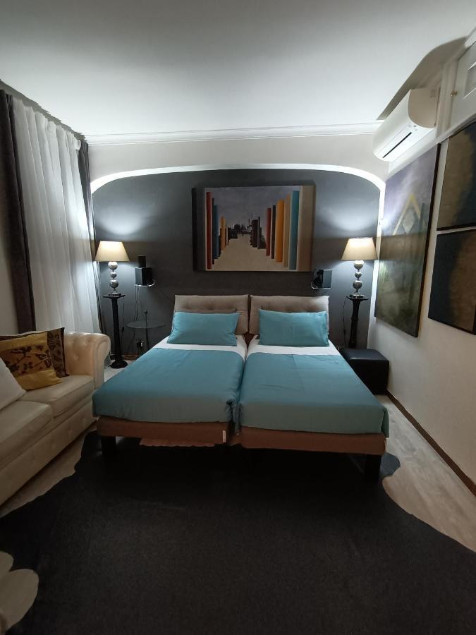 Spanish Steps Bedroom Guest house