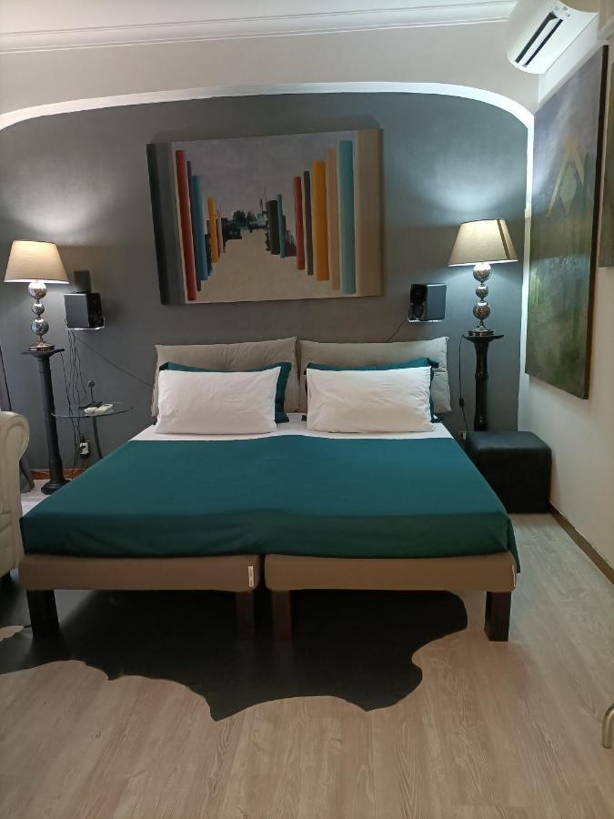 Spanish Steps Bedroom Guest house